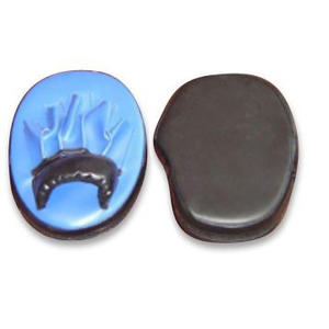 แผ่นโฟมซ้อมมวยแบบหนาพิเศษ ทนทาน ผลิตจากโฟมความหนาแน่นสูงและหนัง PU น้ำหนักเบา รูปทรงโค้ง สำหรับศิลปะการต่อสู้และคิกบ็อกซิ่ง - Product Image 3