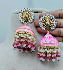 Ensemble de boucles d'oreilles Jhumki divines paon uniques pour femmes Boucles d'oreilles Design royal Accessoire de mode pour filles - Product Image 2