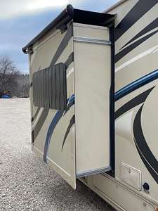 2016 Thor Vegas 24,1 autocaravana - Product Image 6