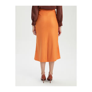 กระโปรงแม็กซี่ผู้หญิง ผลิตจากผ้าวิสโคสผสม สวมใส่สบายและมีสไตล์ BGN W24S278 - Product Image 6