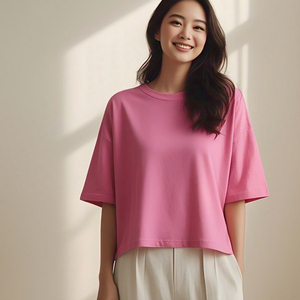 T-shirt d'été à manches courtes et col en V pour femmes T-shirt léger de haute qualité à épaules tombantes T-shirt oversize pour femmes - Product Image 5