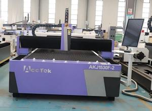 Machine de découpe laser hybride fibre et CO2 à double tête pour métaux et non-métaux, découpeuse laser CNC pour bois, acrylique, acier, aluminium, cuivre - Product Image 3