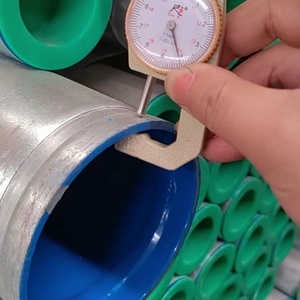 ท่อเหล็กเคลือบพลาสติก ได้รับการรับรองมาตรฐาน API สำหรับน้ำดื่ม ปิโตรเคมี และน้ำเสีย มาตรฐาน ASTM เส้นผ่านศูนย์กลางภายนอก 21-3620 มม. ความหนาผนัง 2-60 มม. - Product Image 4