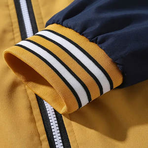 Veste d'automne pour homme en tissu tissé enduit, col montant, logo frontal, respirante, nouvelle conception 2025, fabriquée avec la meilleure qualité, meilleur prix - Product Image 5