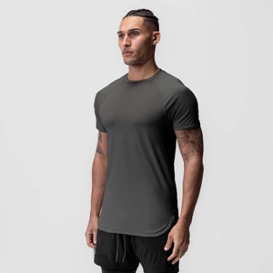 Active Men Camiseta de rendimiento de secado rápido para entrenamientos, deportes, correr y aventuras al aire libre - Product Image 1
