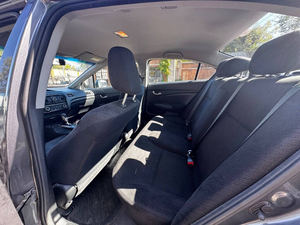 ฮอนด้า ซีวิค แอลเอ็กซ์ ปี 2013 พวงมาลัยซ้าย วิ่ง 50,001-75,000 ไมล์ 150-200 แรงม้า - Product Image 3