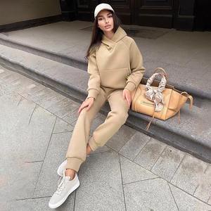 Conjunto de Sudadera Corta y Pantalones Deportivos de Cintura Alta para Mujer, Personalizado, de Alta Calidad, 100% Poliéster, Transpirable, Talla Grande - Product Image 4