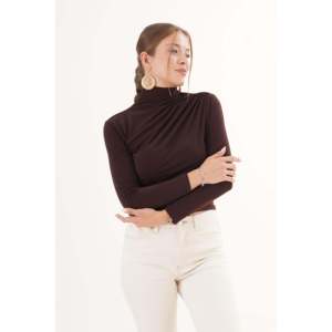 Blouse en tricot à col montant et froncée aux épaules et à la taille, style crop top, élément de mode, vente en gros - Product Image 4