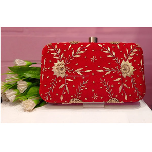 Sacs à main de soirée tendance style européen Sacs à main pour dames avec broderie perlée Sacs de soirée pour mariages et fêtes - Product Image 5