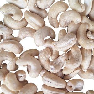 Fournisseur de confiance du Vietnam Noix de cajou du Vietnam Noix de cajou Vente en gros de noix de cajou biologiques exportées vers l'Asie, l'UE, le Moyen-Orient - Product Image 1