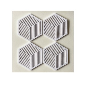 Dessous de verre en bois fait main de nouveau style avec support en bois au design antique pour les tasses à thé de bureau au prix très bas - Product Image 6