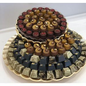 Bol à chocolat rond en métal martelé de la meilleure qualité Bol de serveur de bonbons de table d'hôtel au design attrayant pour les mariages et les événements - Product Image 6