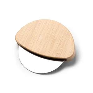Coupe-pizza en bambou personnalisé Albuquerque, outils à pizza de qualité supérieure - Product Image 1