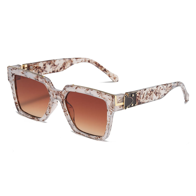 C2: ลายเต่า/ไล่เฉดสีน้ำตาล