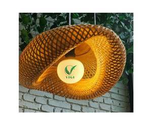 Lámpara colgante de bambú decorativa Accesorio de iluminación hecho a mano de materiales naturales - Product Image 1