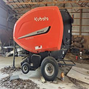 Mini Enfardadora de Heno Kubota Cuadrada con Motor para Alta Productividad, Prensado de Paja y Heno, Calidad Premium, Entrega Rápida - Product Image 4