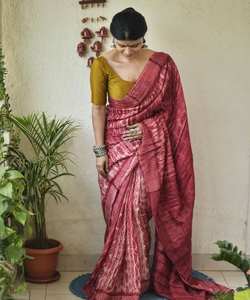 Saree de créateur imprimé de fleurs avec bordure en dentelle non cousue Exclusif par robe Vêtements ethniques - Product Image 6