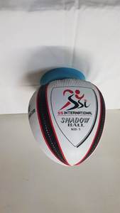 ลูกบอลรักบี้เงาระดับพรีเมี่ยมอินเทรนด์มีดีไซน์ทนทานเหมาะสำหรับการฝึกซ้อมและฝึกทักษะ - Product Image 4