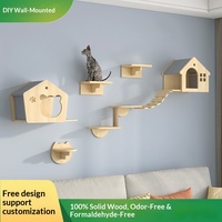 Structure murale d'escalade pour chat en bois de pin, sur mesure et en gros, avec marches, étagères de repos, module capsule, griffoir et lit pour chat