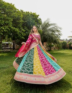 Moderno 2023 pakistaní Lehenga Choli traje con hombres pesados Kurta señoras vestido de fiesta para boda precios al por mayor del exportador - Product Image 3