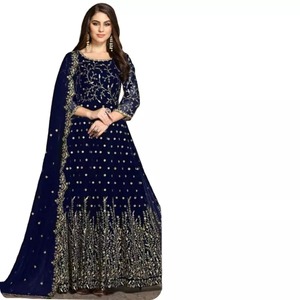 Shalwar Kameez pour femmes de haute qualité - Matériel en soie et en rayonne, design classique pour adultes - Product Image 4