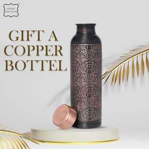 Bouteille en cuivre gravé noir Bouteilles d'eau en cuivre pur de haute qualité disponibles Bouteille d'eau de qualité supérieure - Product Image 4
