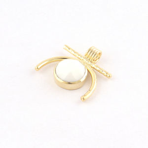 Beautiful <b>Hot</b> Sale Tiny White Agate Checker Cut Gemstone Pendant Necklace Brass Gold Plated Round <b>Stone</b> Pendants Women Jewelry - Product Image 3