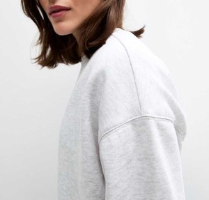 Sudadera de cuello redondo de gran tamaño de estilo callejero para hombres y mujeres Sudadera de Jersey de color sólido con forro interior suave - Product Image 3
