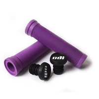 Empuñaduras de manillar de bicicleta ODI MTB de silicona suave a prueba de golpes resistentes al desgaste empuñaduras de manillar de bicicleta con extremos de barra empuñaduras de bicicleta