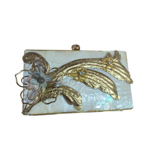 Clutch de Noche Artesanal con Cristales Exquisitos y Detalles de Perlas, Latón y Lujo - Product Image 5