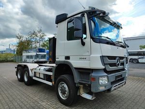 2014 <span class=keywords><strong>Mercedes</strong></span>-<span class=keywords><strong>Benz</strong></span> <span class=keywords><strong>Actros</strong></span> 3344 6x6 Fahrgestell LKW Diesel Sattel auflieger Links lenkung Luftfederung Fahrersitz Euro 5 - Product Image 3