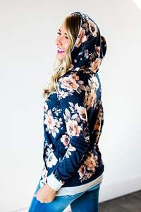 Sudaderas con capucha de mezcla de algodón de alta calidad y peso ligero personalizadas para mujer - Product Image 2