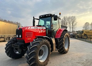 Tractor Massey Ferguson de segunda mano modelo 6490 con motor de 6 cilindros y 157HP a precio económico - Product Image 4