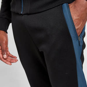 Conjunto Deportivo para Hombre, Poliéster Premium de Secado Rápido y Absorción de Humedad, Logotipo Personalizado, OEM/ODM Disponible - Product Image 6