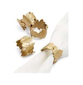 Anneaux de serviette de décoration en métal de haute qualité au toucher doré avec un design unique pour la décoration de table et la décoration de mariage - Product Image 6