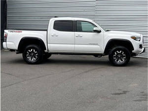 Toyota Tacoma TRD Off-Road 2022 Estándar de Fábrica - Product Image 2