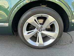 Offre Exceptionnelle : Bentley Bentayga Hybride AWD 2020 Prêt à être expédié - Product Image 4