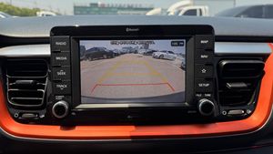 Stonic Diesel 1.6 Prestige 2018 en Buen Estado, Auto Usado Coreano en Venta, 300auto Export - Product Image 4