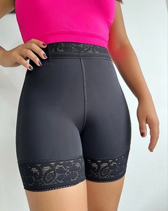 Invisible Mermaid Silhouette Short con cremallera Deluxe Rose Mid Leg Shapewear - Product Image 5