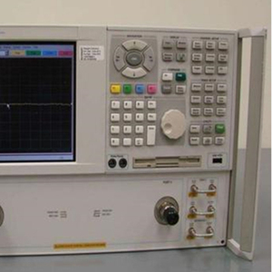 Analyseur de réseau et analyseur de spectre Agilent N5230A 40G d'occasion, haute précision, protection IP67, 220-240V - Product Image 4