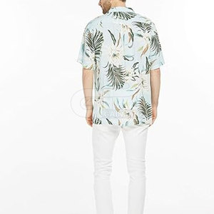 Ensemble de vêtements assortis confortables pour les vacances en famille, idéal pour les escapades estivales, les journées à la plage et les célébrations de vacances. - Product Image 6