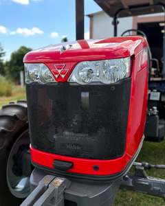 Tracteur agricole industriel d'occasion Massey Ferguson 4408 42 CV Rouge 4x4 à transmission intégrale avec garantie de 3 ans sur le moteur - Product Image 2