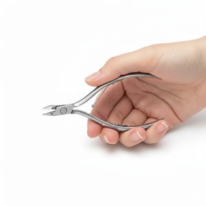 Cortacutículas Profesional de Acero Inoxidable |   Herramienta de Manicura y Pedicura con Mecanismo de Resorte Afilado |   Calidad Quirúrgica OEM - Product Image 2