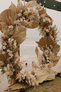 Guirlande de fleurs de souci artificielle faite à la main indienne avec support et éclairages pour la décoration de fête de mariage - Product Image 3