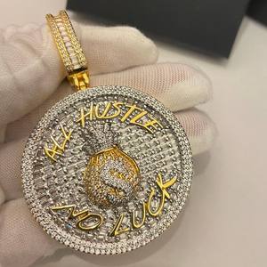 จี้เงินแท้ประดับเพชรโมอิสซาไนต์ 12 กะรัต VVS1 ดีไซน์หรูหราแบบ Iced Out Hustle No Luck Money Bag พร้อมห่วงทองชุบสำหรับใส่สร้อยคอ สไตล์ฮิปฮอป - Product Image 3