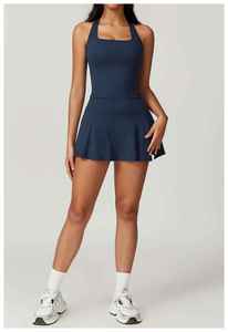 ชุดออกกำลังกาย 2 ชิ้น เสื้อครอปแขนกุดรัดรูปพิมพ์โลโก้ตามสั่งสำหรับผู้หญิง กางเกงขาสั้นรัดรูป ชุดโยคะ ชุดฟิตเนส บราออกกำลังกาย - Product Image 3