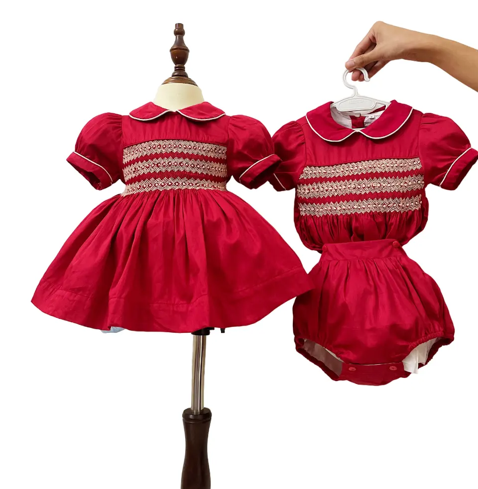 क्रिसमस ड्रेस बेबी हैंड स्मोकिंग हाथ से बने बच्चों के कपड़े घुटने तक की लंबाई, स्मोकिंग, कढ़ाई
