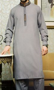 KURTA – pyjama de Collection pour hommes, Shalwar Kameez avec broderie, encolure, par Fashionista International - Product Image 3