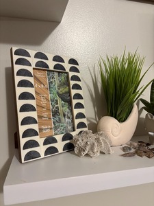 Marco de Fotos Elegante de Resina y Madera de faizacraft - Product Image 2