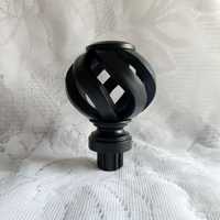 Supports de rideaux en métal de qualité supérieure avec revêtement en or antique conçus pour les intérieurs haut de gamme lieux de mariage ou propriétés patrimoniales